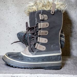 Sorel Joan of Arc boots